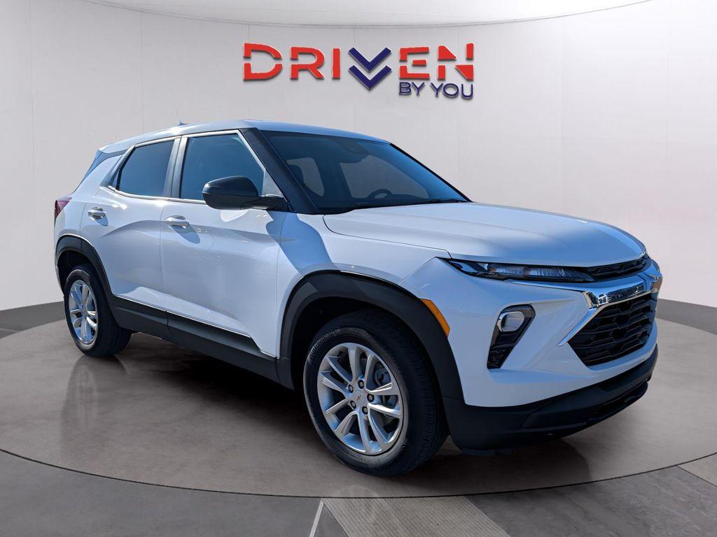 new 2026 Chevrolet TrailBlazer car, priced at $26,309