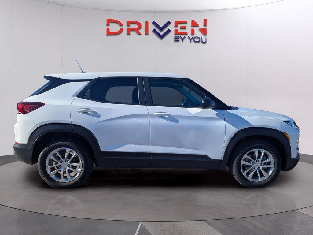 new 2026 Chevrolet TrailBlazer car, priced at $26,309