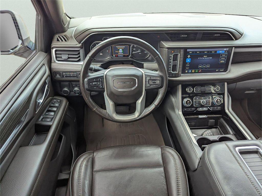 used 2021 GMC Yukon car, priced at $42,699