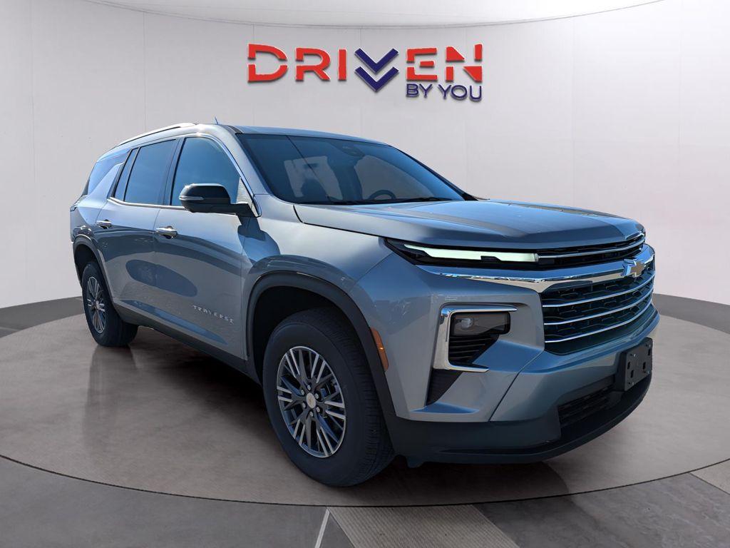 new 2026 Chevrolet Traverse car, priced at $42,884