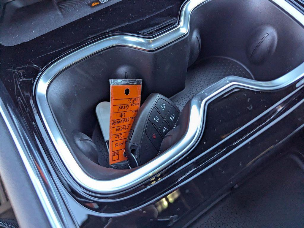 new 2026 Chevrolet Traverse car, priced at $42,884