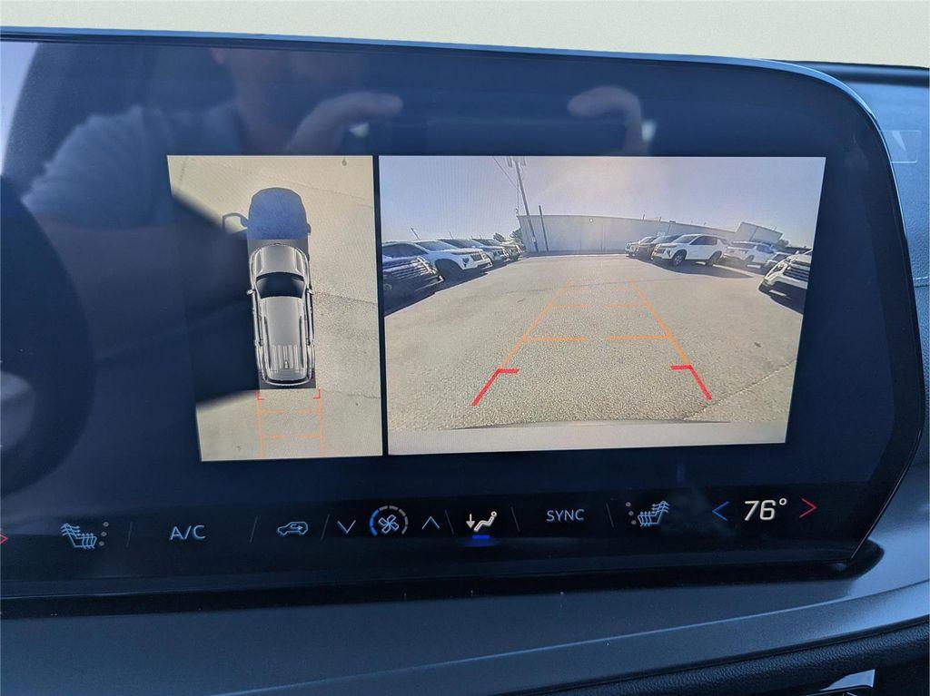 new 2026 Chevrolet Traverse car, priced at $42,884