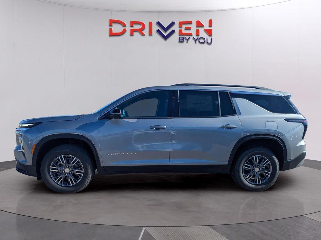 new 2026 Chevrolet Traverse car, priced at $42,884
