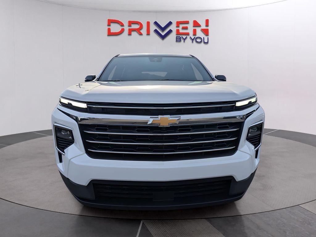 new 2026 Chevrolet Traverse car, priced at $44,223