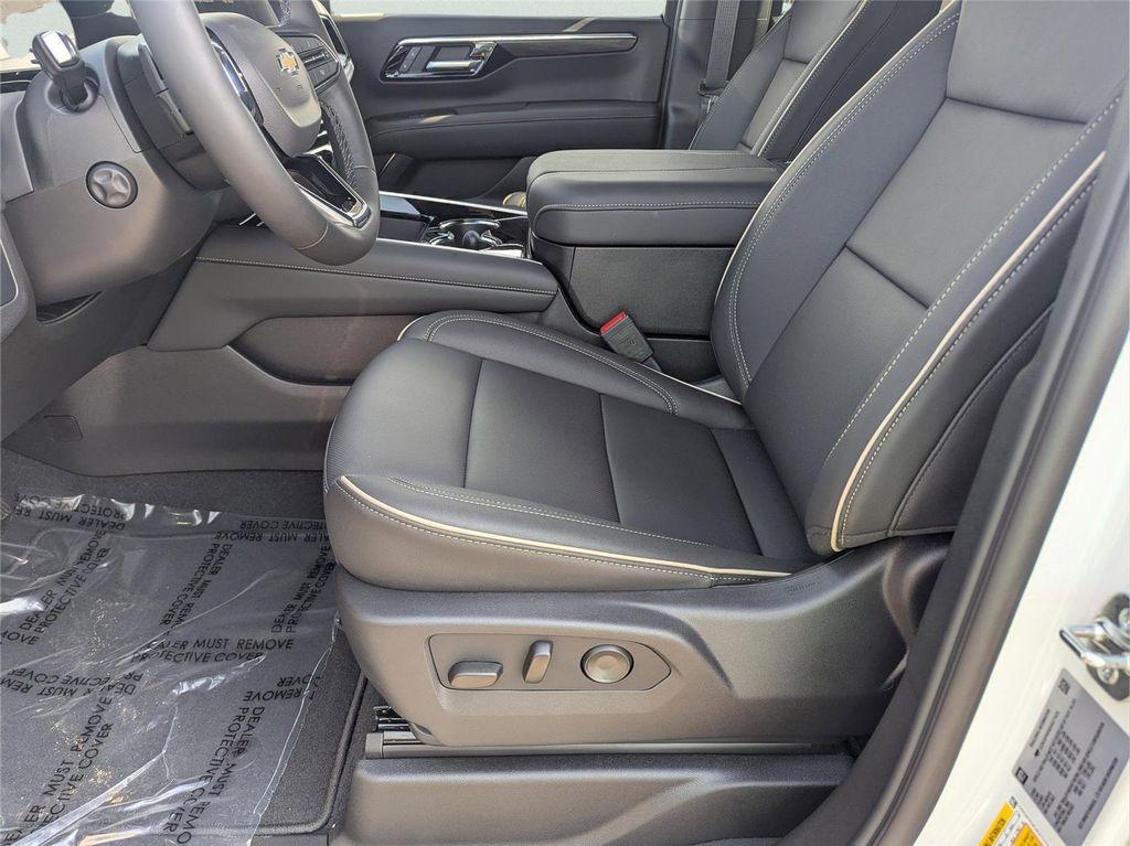 new 2025 Chevrolet Suburban car, priced at $72,210