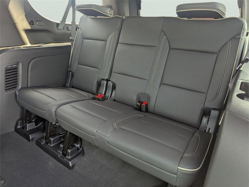 new 2025 Chevrolet Suburban car, priced at $72,210