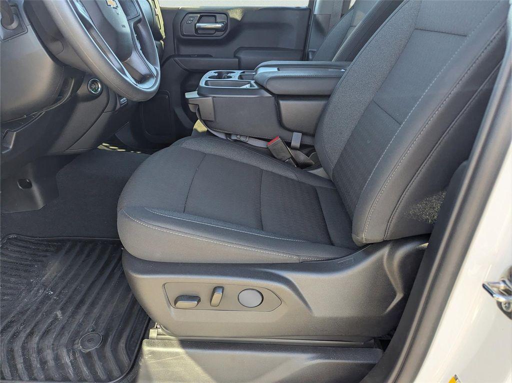 new 2026 Chevrolet Silverado 1500 car, priced at $40,850