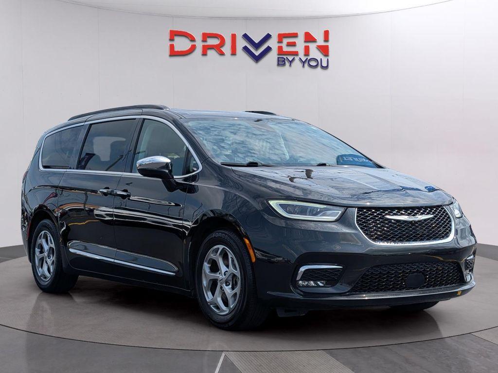 used 2023 Chrysler Pacifica car, priced at $25,323