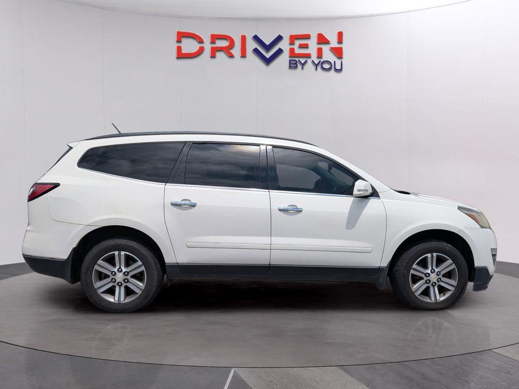 used 2015 Chevrolet Traverse car, priced at $5,788