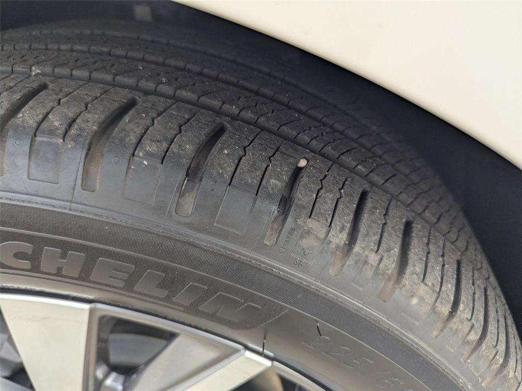 used 2022 Chevrolet Equinox car, priced at $24,799