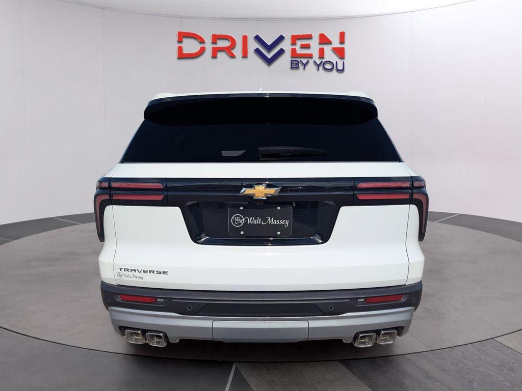 new 2026 Chevrolet Traverse car, priced at $39,771
