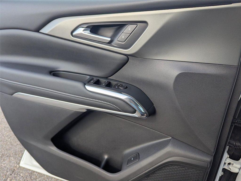 new 2026 Chevrolet Traverse car, priced at $39,771