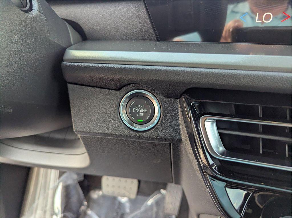 new 2026 Chevrolet Traverse car, priced at $39,771