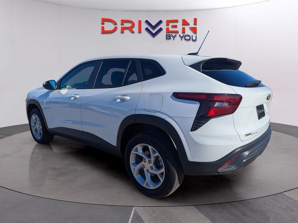 used 2025 Chevrolet Trax car, priced at $21,999