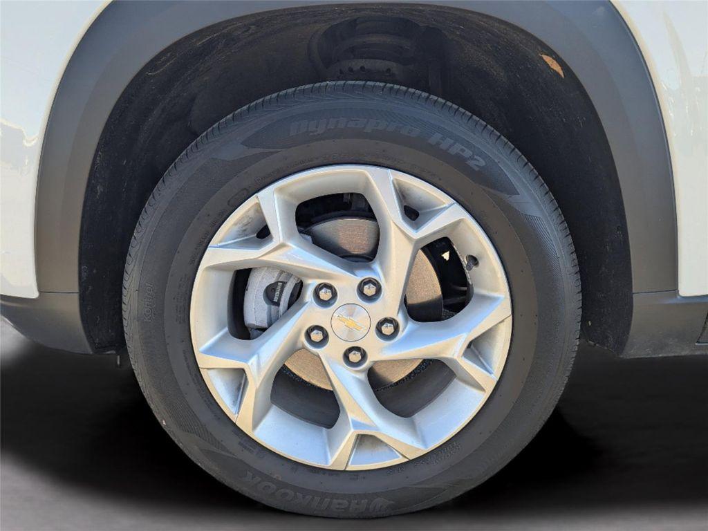 used 2025 Chevrolet Trax car, priced at $21,999