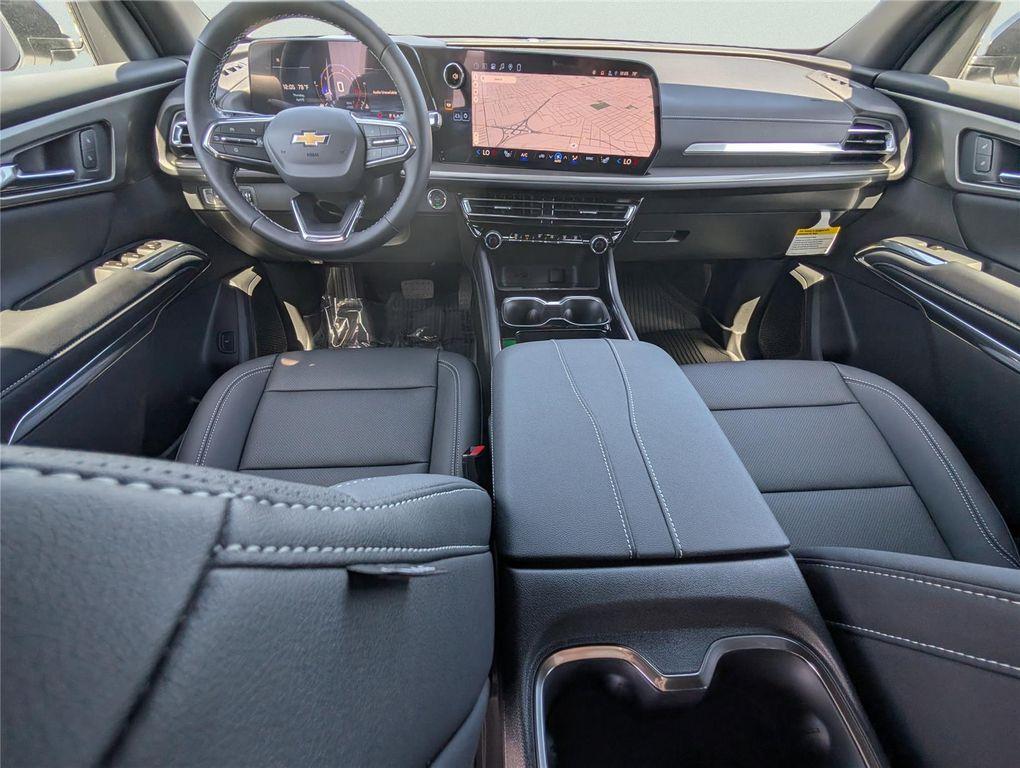 new 2026 Chevrolet Traverse car, priced at $44,251