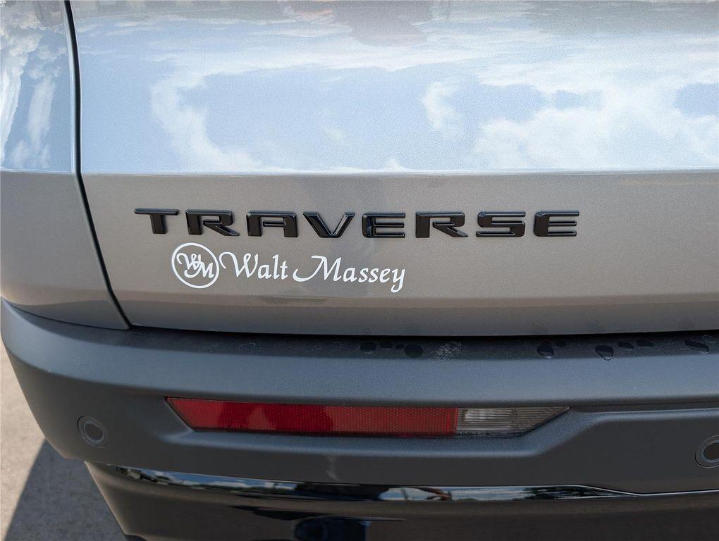 new 2026 Chevrolet Traverse car, priced at $47,279