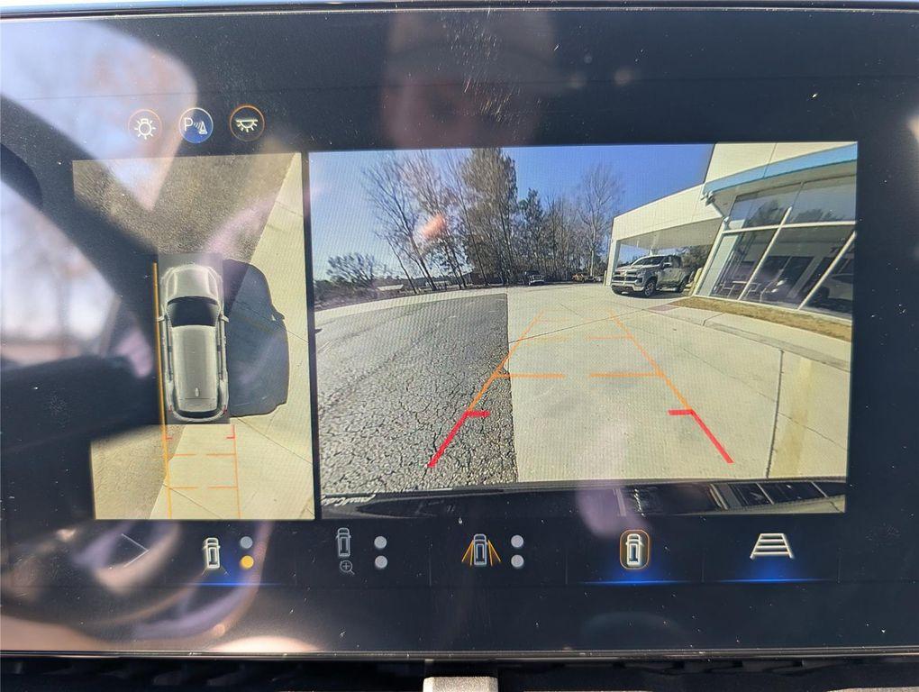 new 2026 Chevrolet Equinox car, priced at $31,634