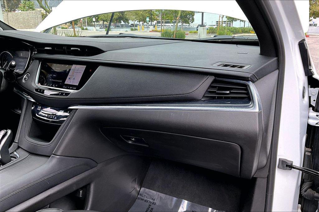used 2024 Cadillac XT5 car, priced at $34,495