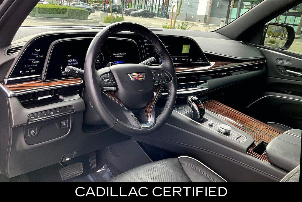 used 2023 Cadillac Escalade ESV car, priced at $71,495