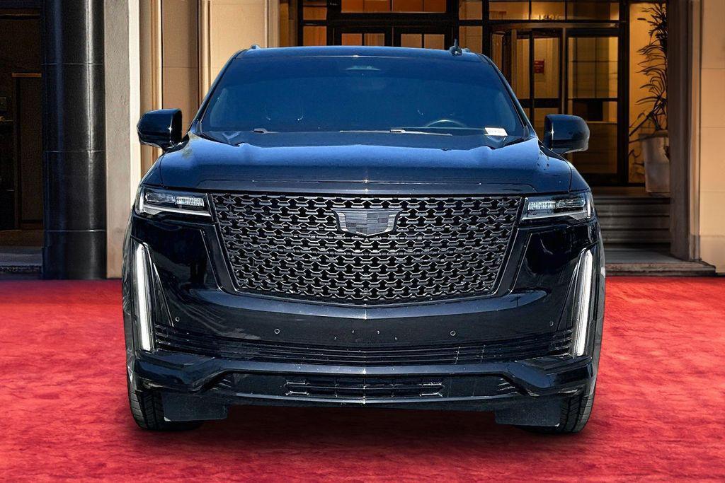 used 2023 Cadillac Escalade ESV car, priced at $65,999