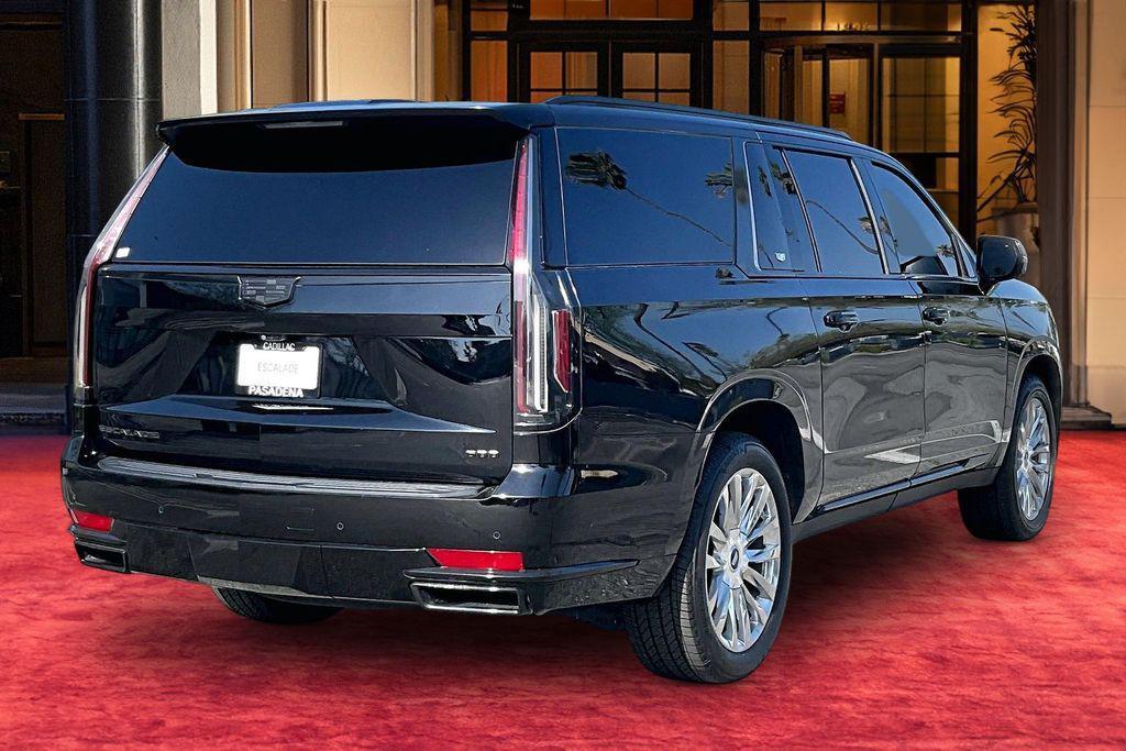 used 2023 Cadillac Escalade ESV car, priced at $65,999