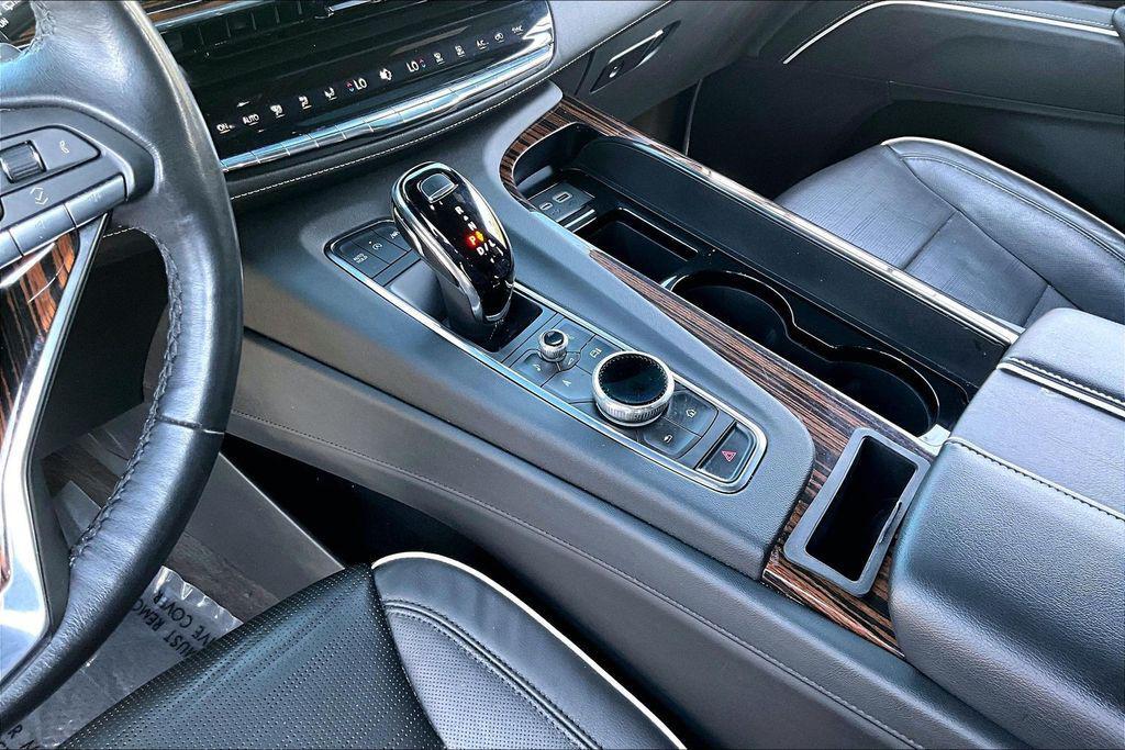 used 2023 Cadillac Escalade ESV car, priced at $65,999