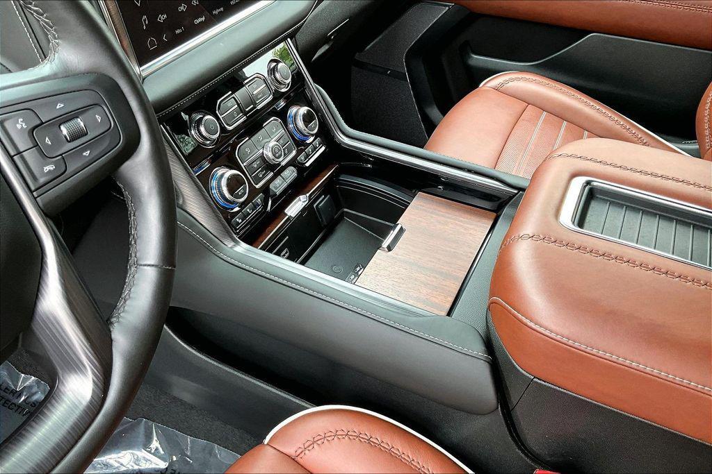 used 2024 GMC Yukon car, priced at $83,998
