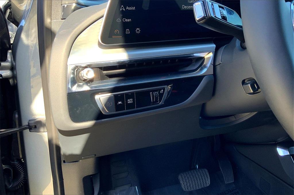 new 2025 Cadillac LYRIQ car, priced at $67,085