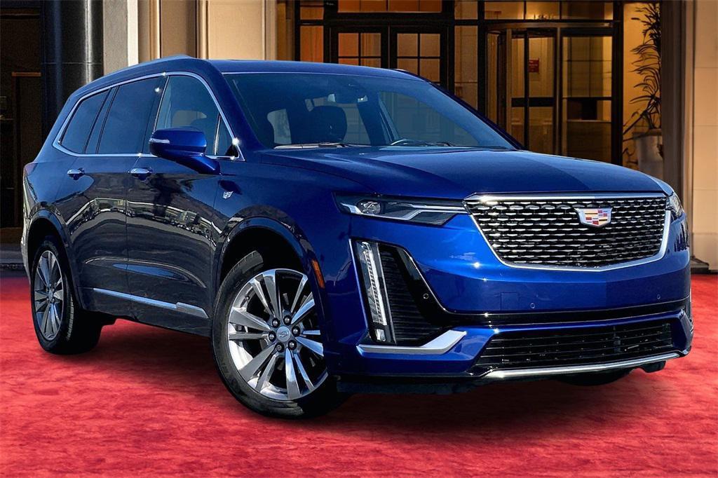 used 2023 Cadillac XT6 car, priced at $34,500