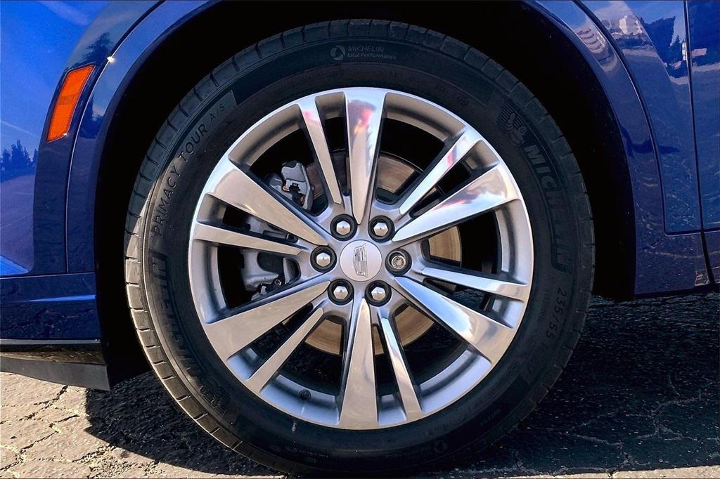 used 2023 Cadillac XT6 car, priced at $34,500