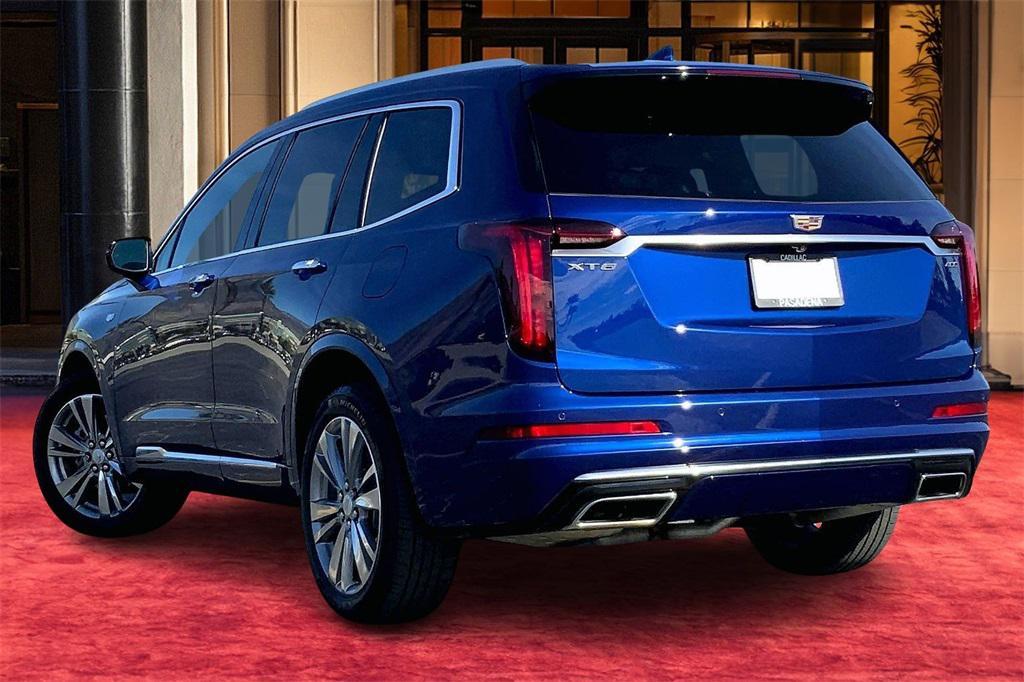 used 2023 Cadillac XT6 car, priced at $34,500