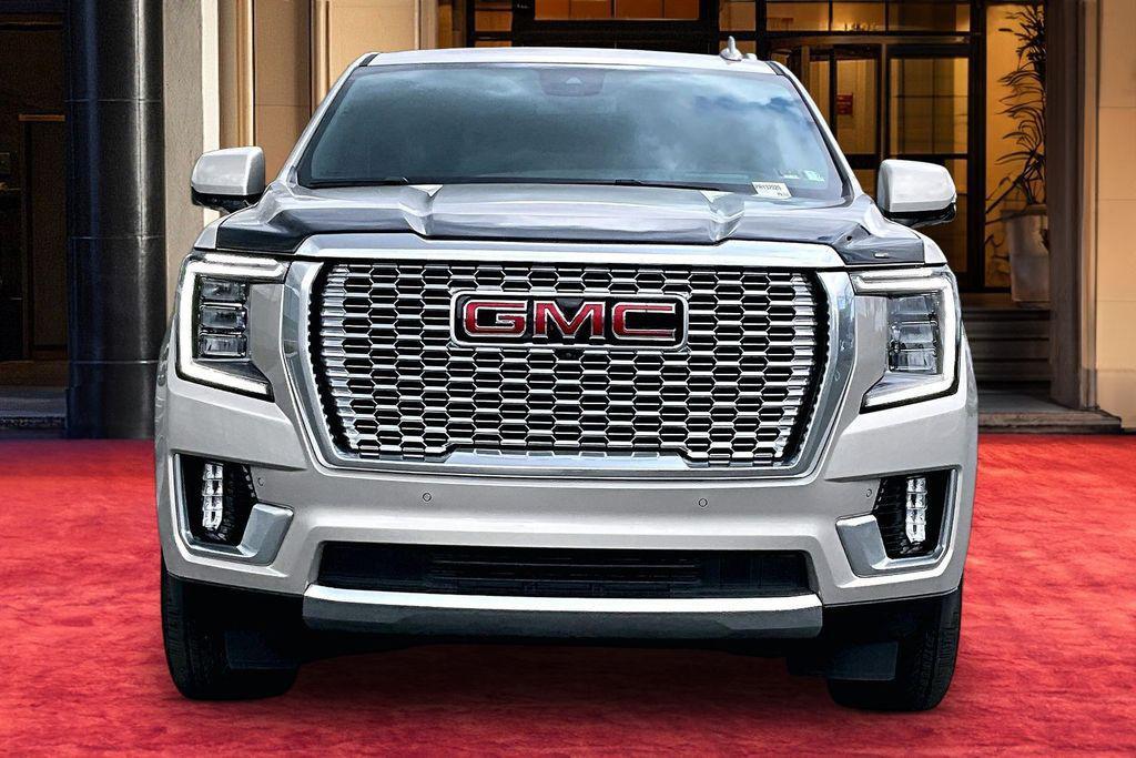used 2024 GMC Yukon XL car, priced at $70,580
