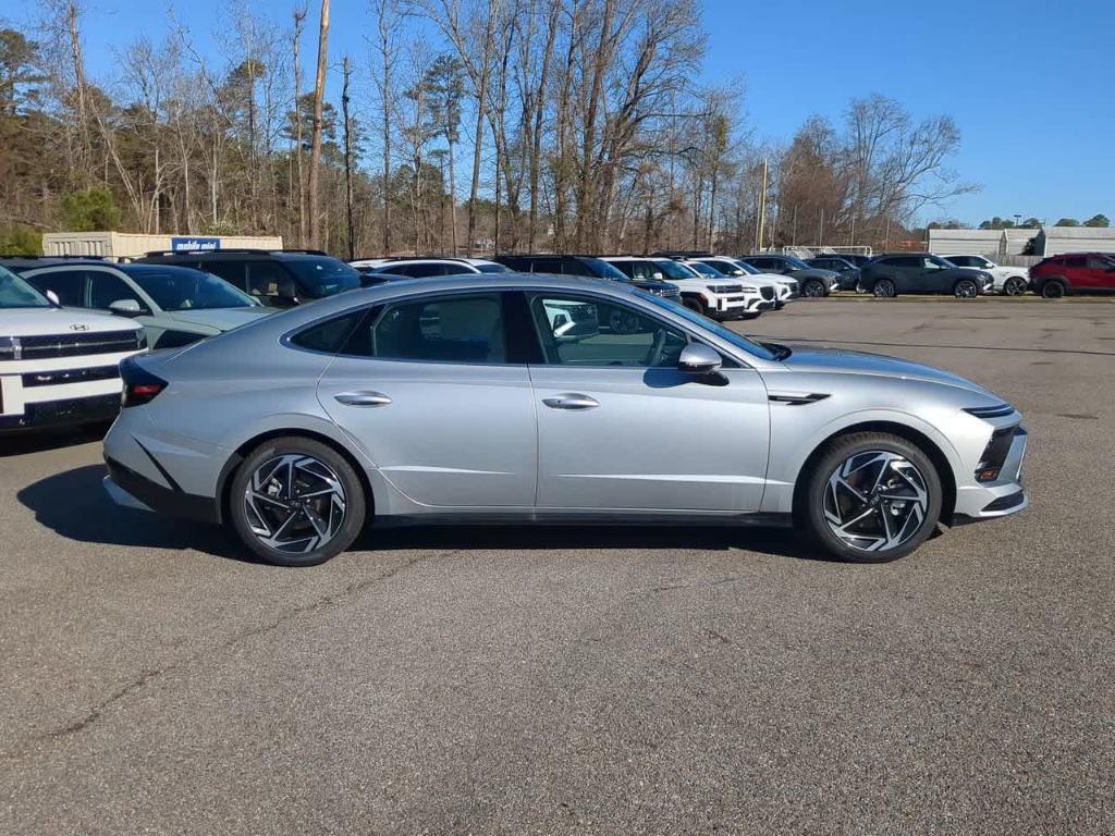 new 2026 Hyundai Sonata car, priced at $31,050