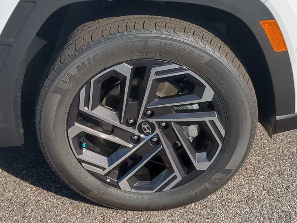 new 2026 Hyundai TUCSON Hybrid car, priced at $45,000