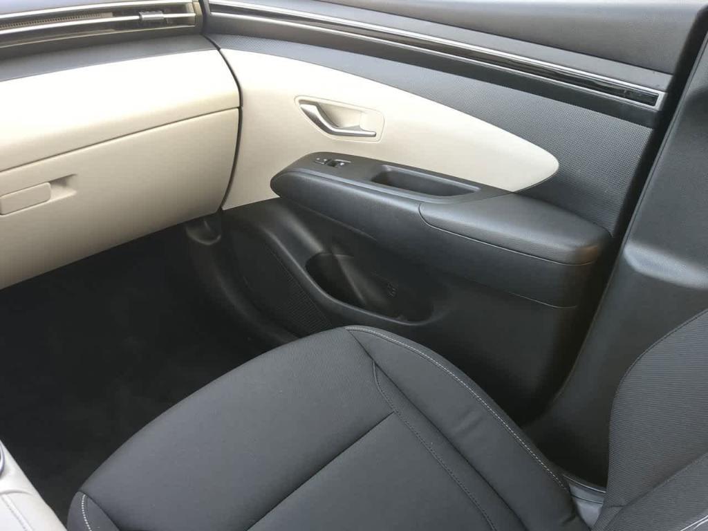 used 2024 Hyundai TUCSON Hybrid car, priced at $24,988