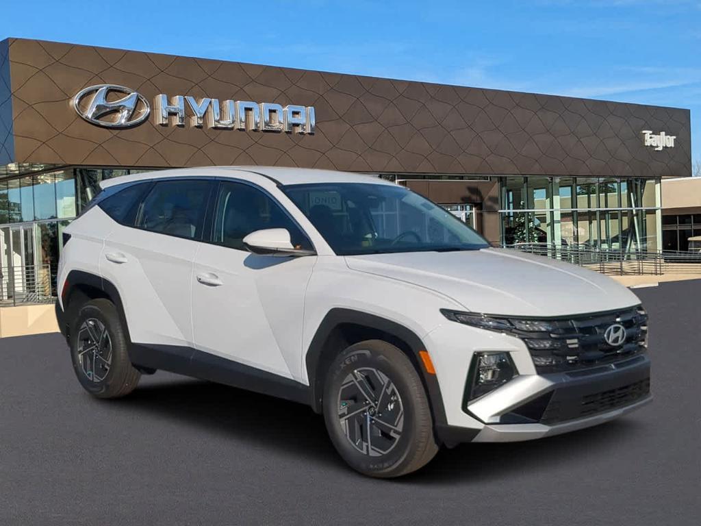 new 2026 Hyundai TUCSON Hybrid car, priced at $33,738
