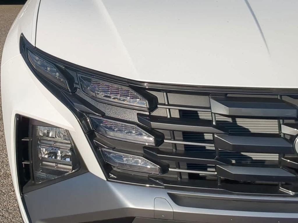 new 2026 Hyundai TUCSON Hybrid car, priced at $35,338