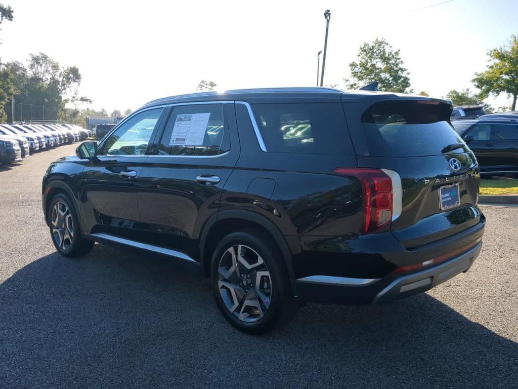 used 2025 Hyundai Palisade car, priced at $39,778