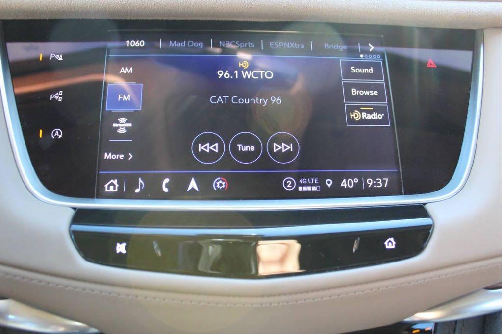 used 2023 Cadillac XT5 car, priced at $29,900