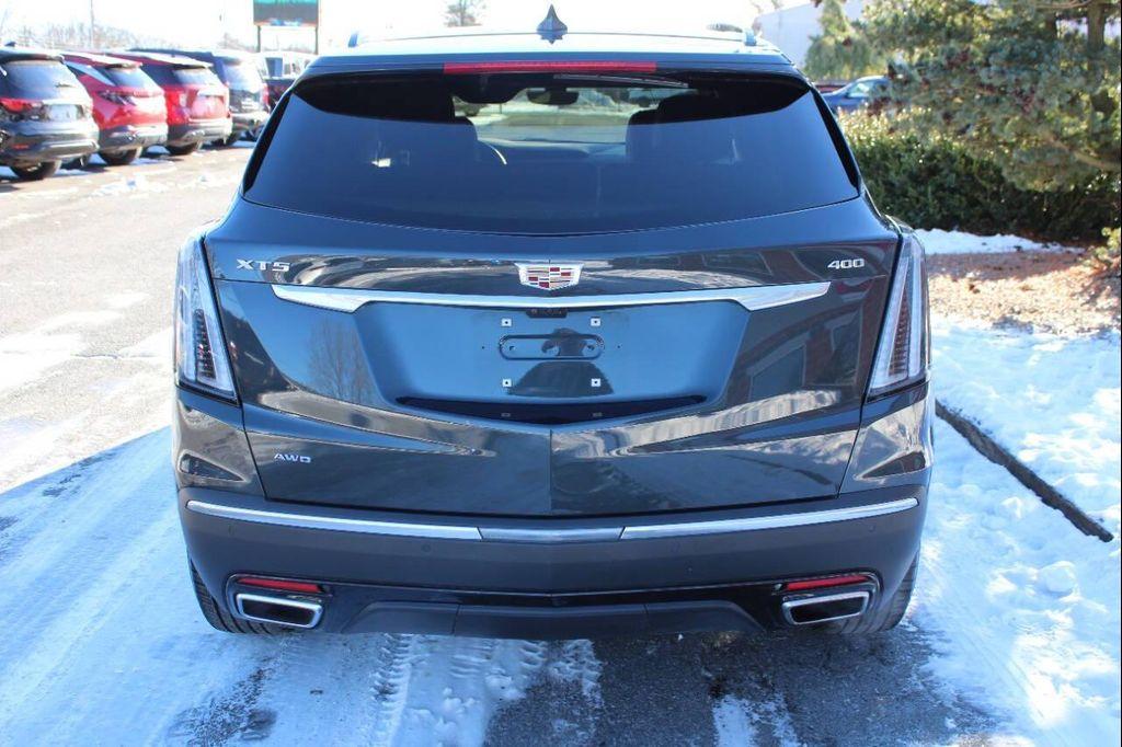 used 2023 Cadillac XT5 car, priced at $29,900