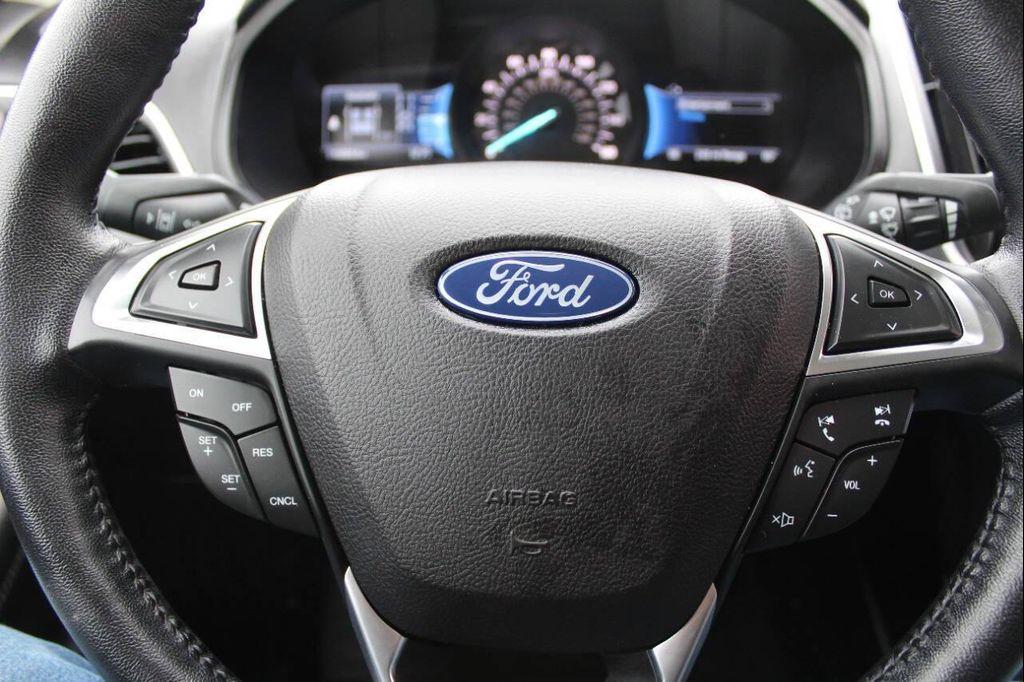 used 2024 Ford Edge car, priced at $21,900