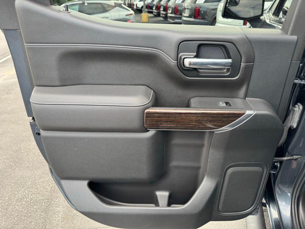 used 2021 GMC Sierra 1500 car, priced at $31,540