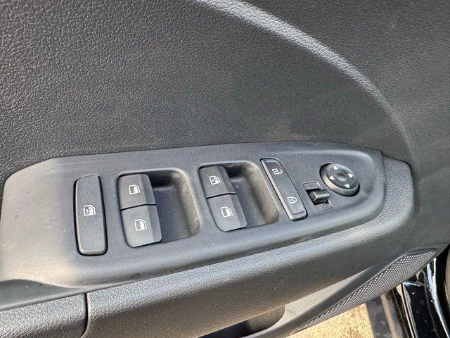 new 2026 Hyundai Venue car, priced at $25,115