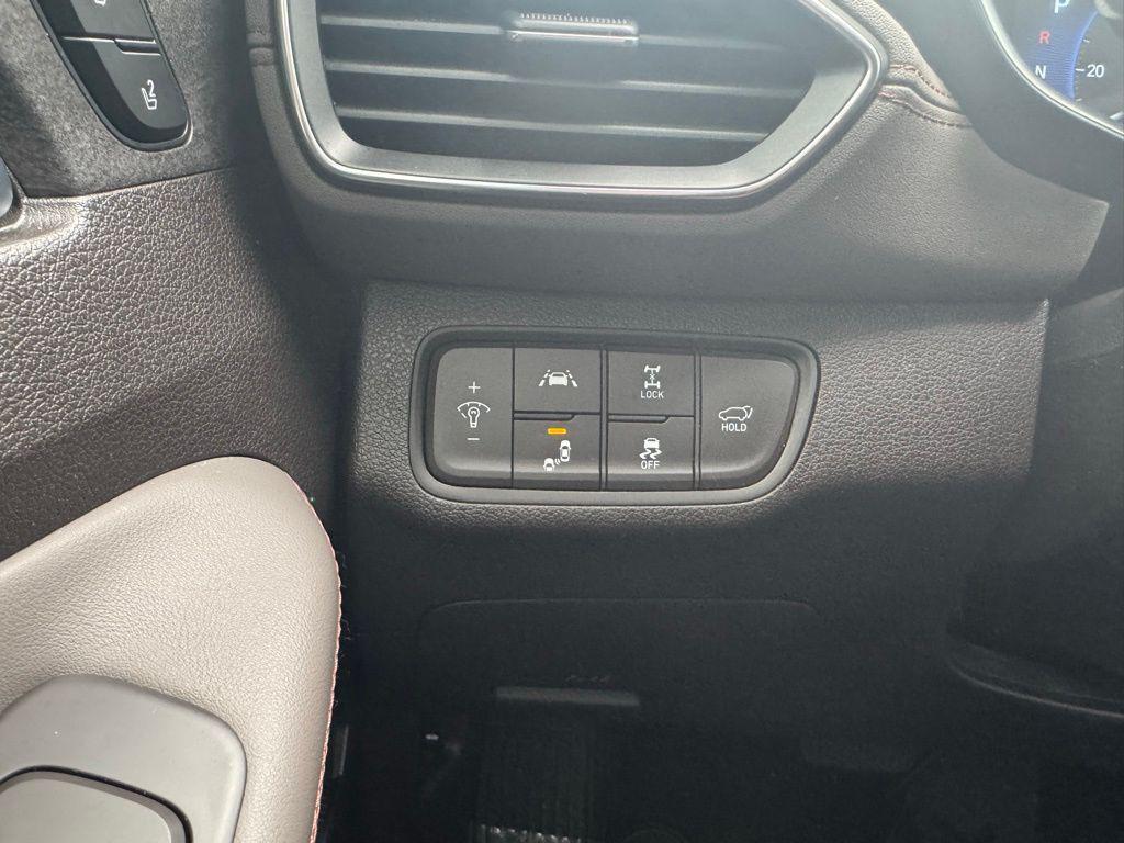 used 2019 Hyundai Santa Fe car, priced at $18,990