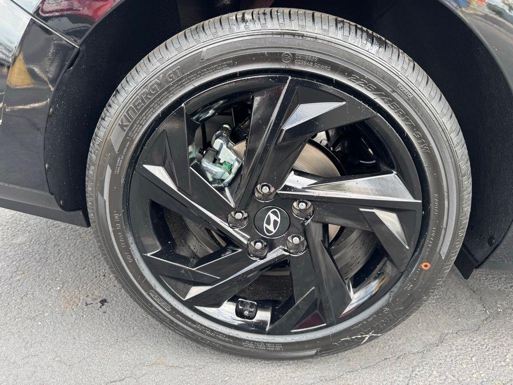 new 2026 Hyundai Elantra car, priced at $25,789