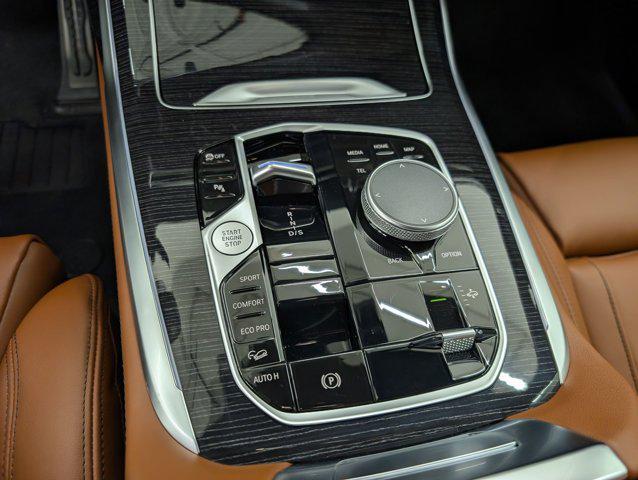 new 2026 BMW X7 car, priced at $105,005