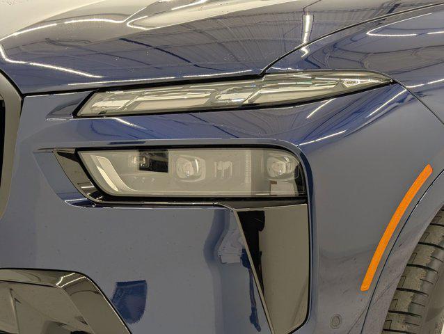 new 2026 BMW X7 car, priced at $105,005
