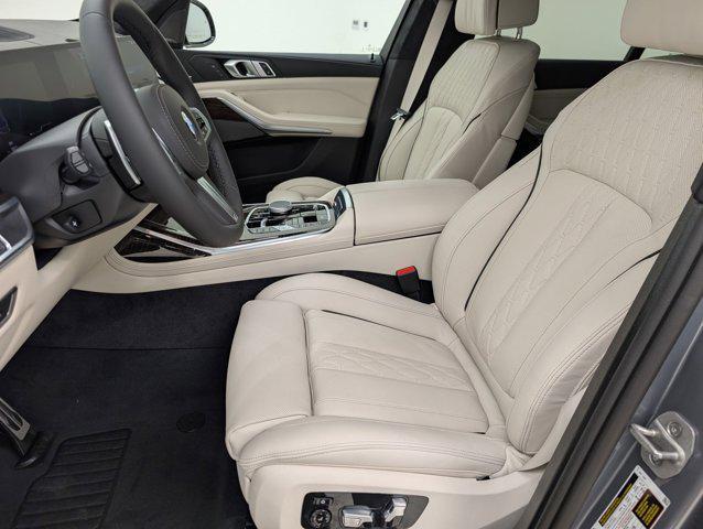 new 2026 BMW X7 car, priced at $103,475