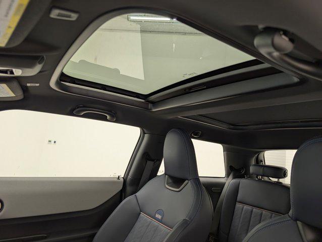 used 2025 MINI Hardtop car, priced at $28,997